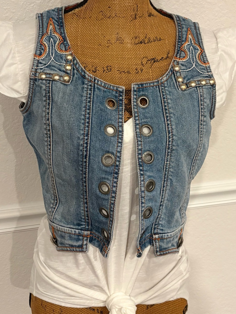 Double D Ranch Denim Vest Western Embroidered Studded Texas Rodeo Cowgirl SM